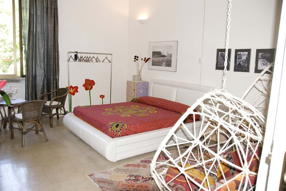 B&B Ombelico Del Mondo Roma Esterno foto